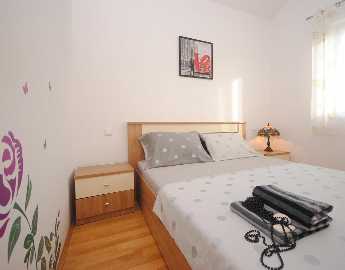 Apartment Noel Rogoznica  Exteriör bild